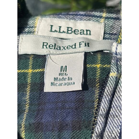 LL Bean Flannel Shirt Womens M Green Scotch Plaid Relaxed Fit Zip Hoodie Pockets - Picture 4 of 9